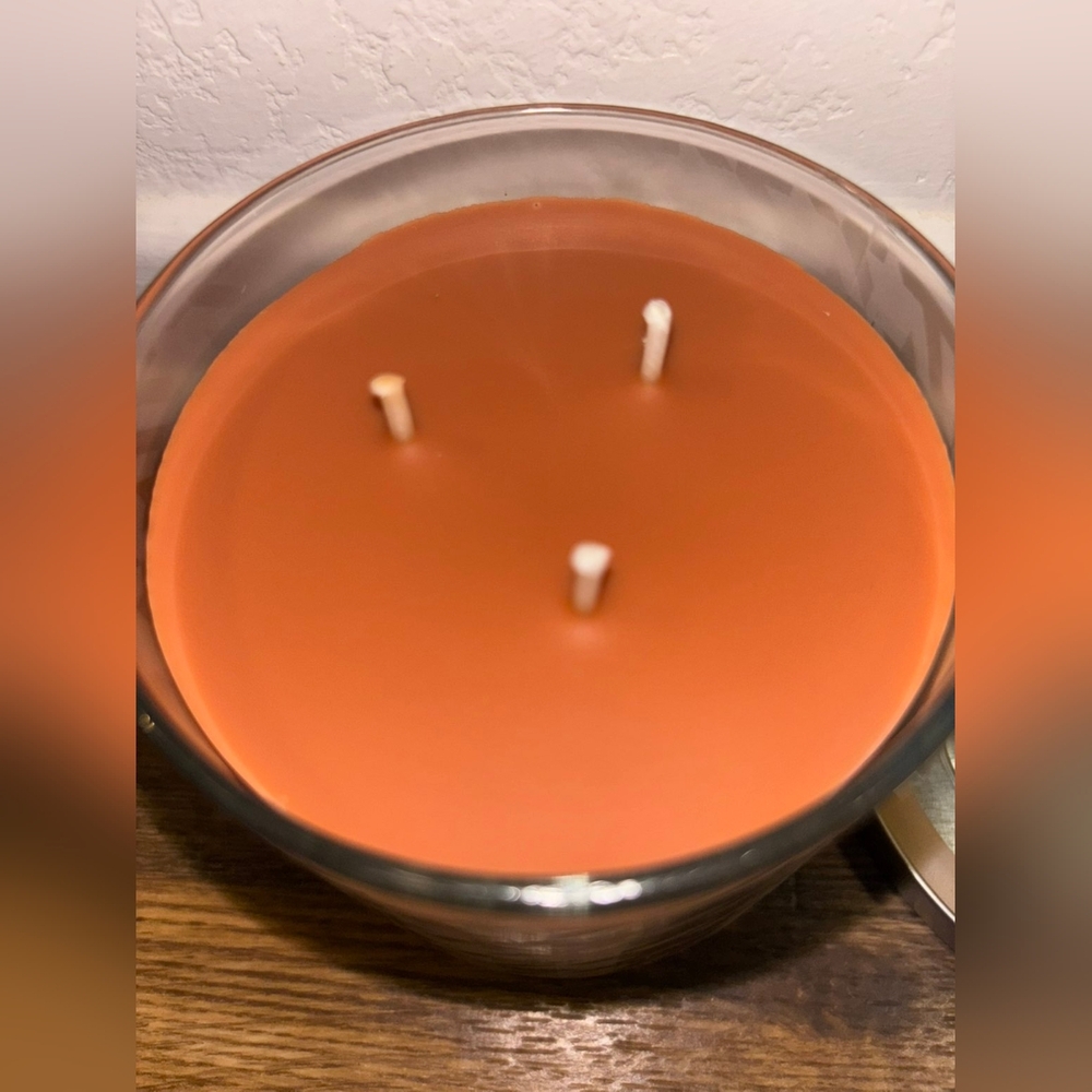 YANKEE CANDLE Toasted Old Fashioned (Medium 3 Wick Candle) NEW! - Picture 10 of 16